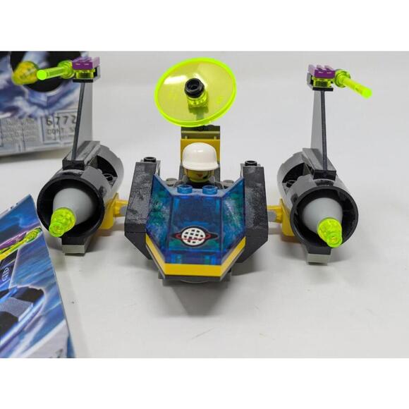 LEGO 6772 Alpha Team: Alpha Team Cruiser - Complete Set - Picture 4 of 6